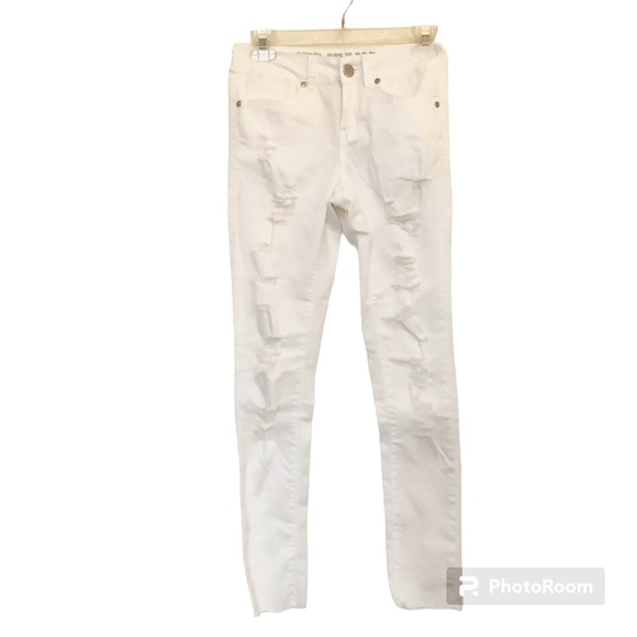 VIP Jeans Womens 3/4 White Destroyed Raw Hem Jeans - Picture 1 of 10